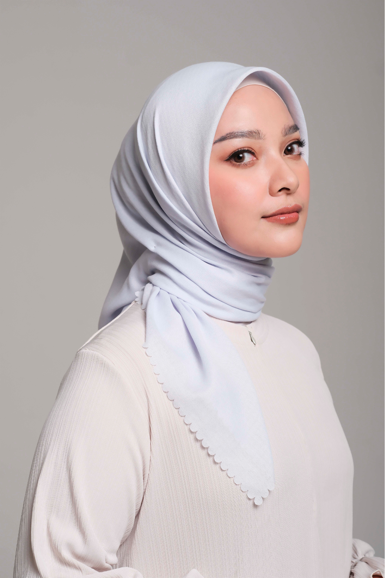 Saveena "Serene Lux" Scarf
