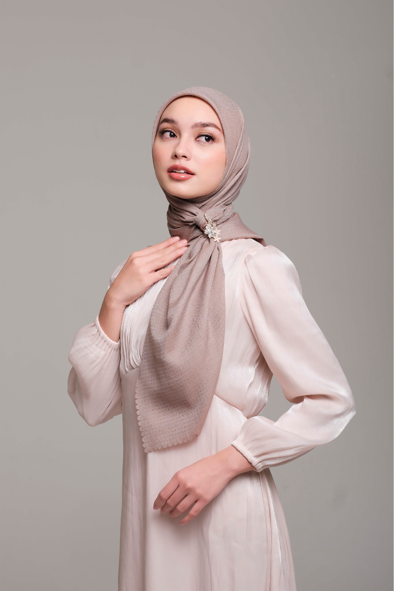 Saveena "Whispered Warmth" Scarf