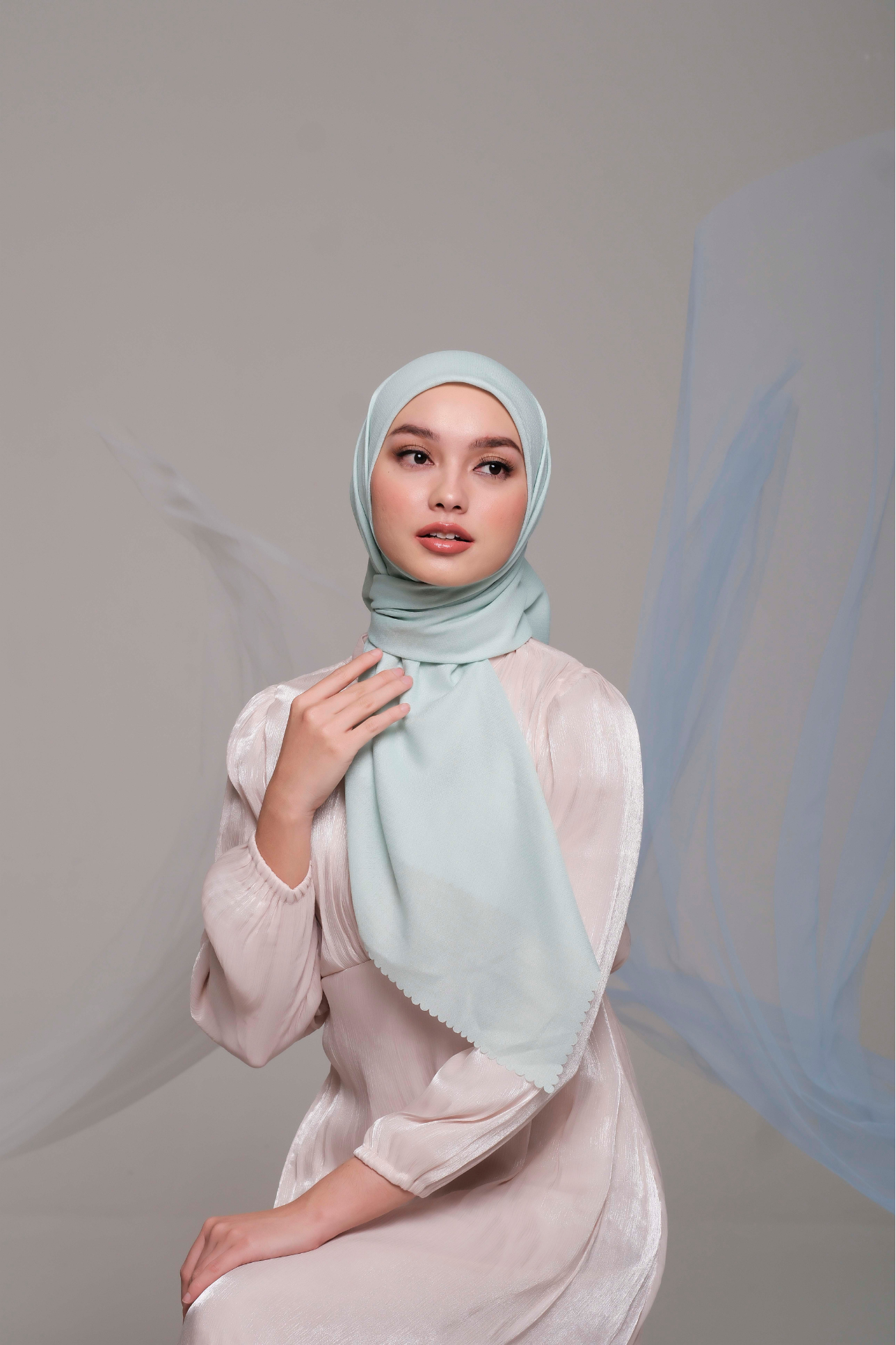 Saveena "Serene Lux" Scarf